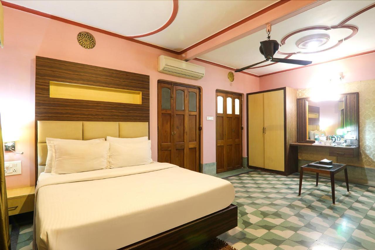 Fabhotel East View Varanasi Exteriör bild